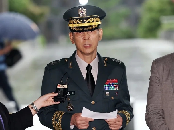 <b>드론사령관</b> 18일 긴급 체포... 허의공문서 혐의 <b>구속영장</b> 청구