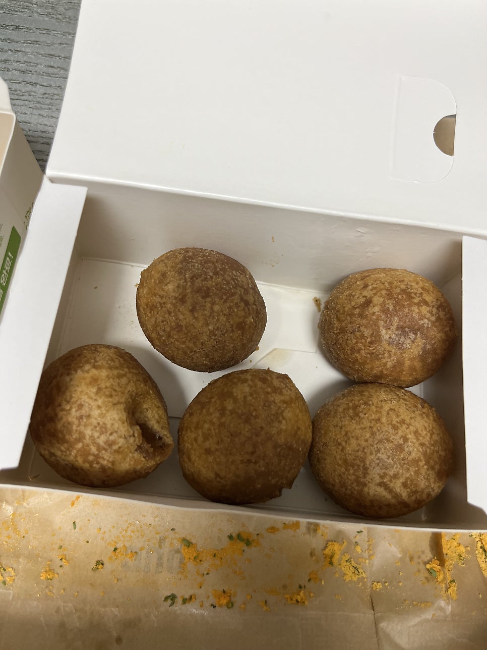 BHC치킨 대구관음점 사진 4