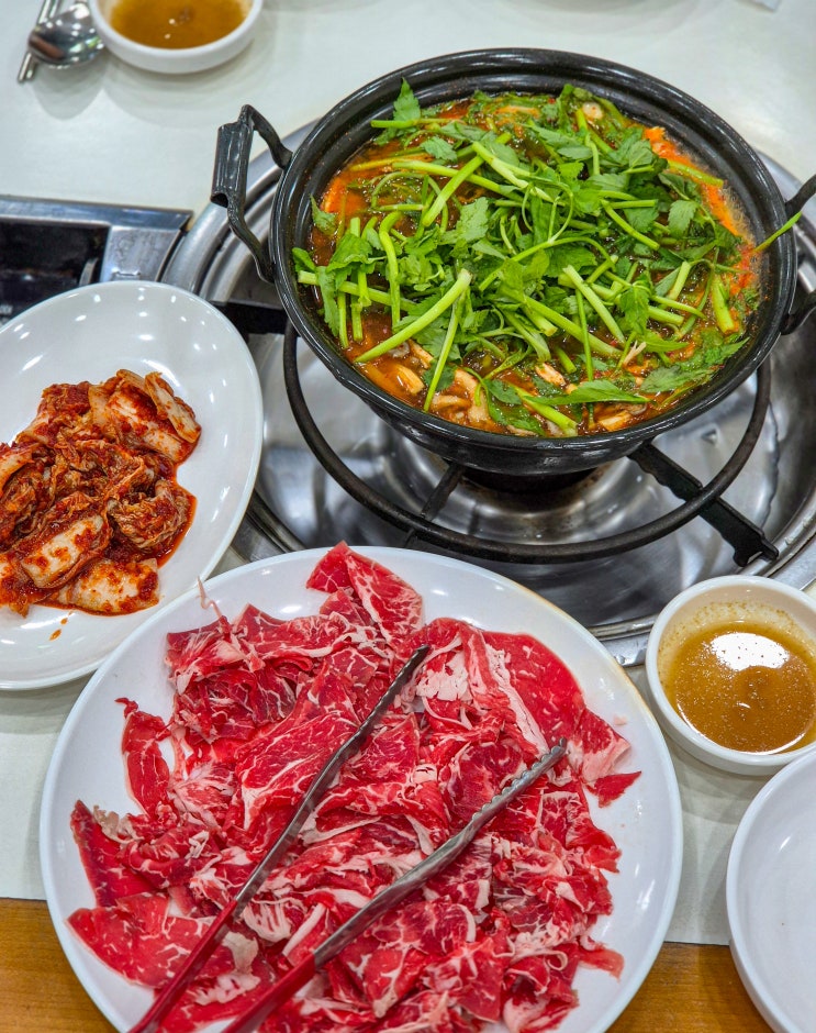  군포 당동 얼큰 푸짐한 샤브샤브버섯칼국수 맛집