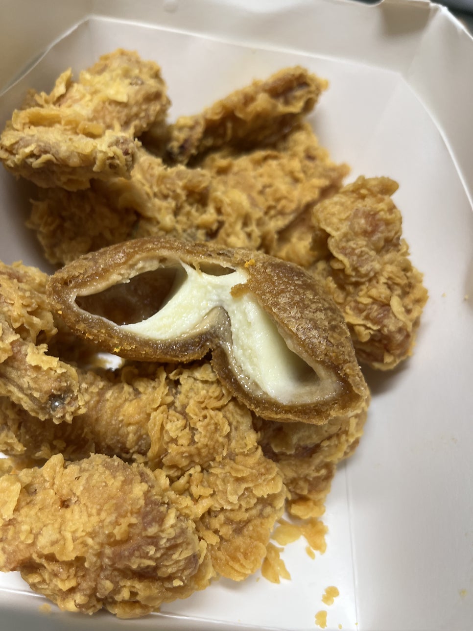 BHC치킨 대구관음점 사진 6