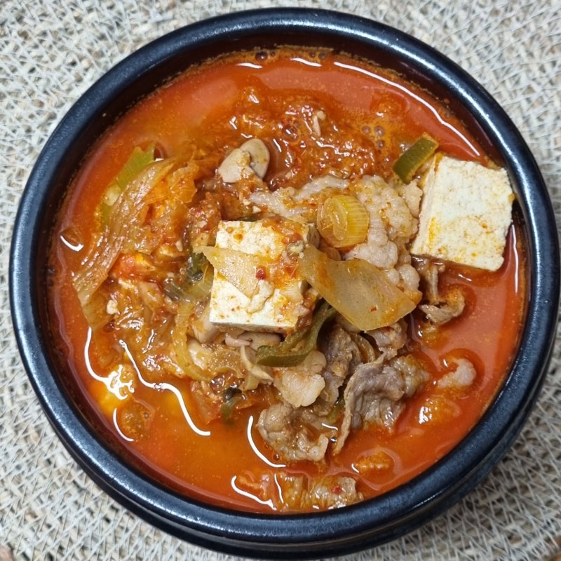 김치청국장 맛있게끓이는법 두부 차돌 넣은 청국장찌개 레시피 추천