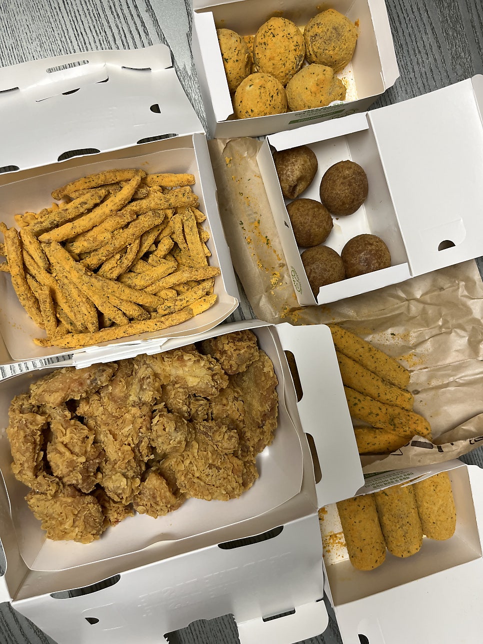 BHC치킨 대구관음점 사진 1