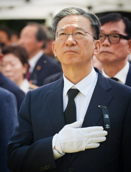 <b>정성호</b> 장관의 첫 행보… 민생·경제 <b>안정</b> 위한 법무 비전 제시
