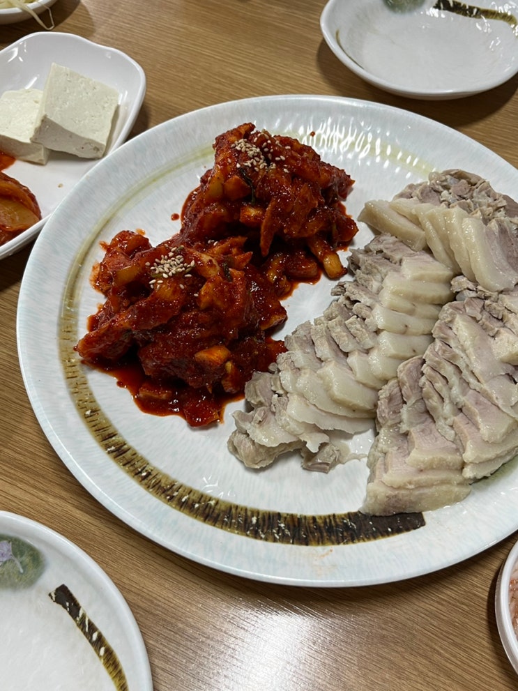  영등포 맛집 삼해집 고기보쌈 중 먹고왔어요