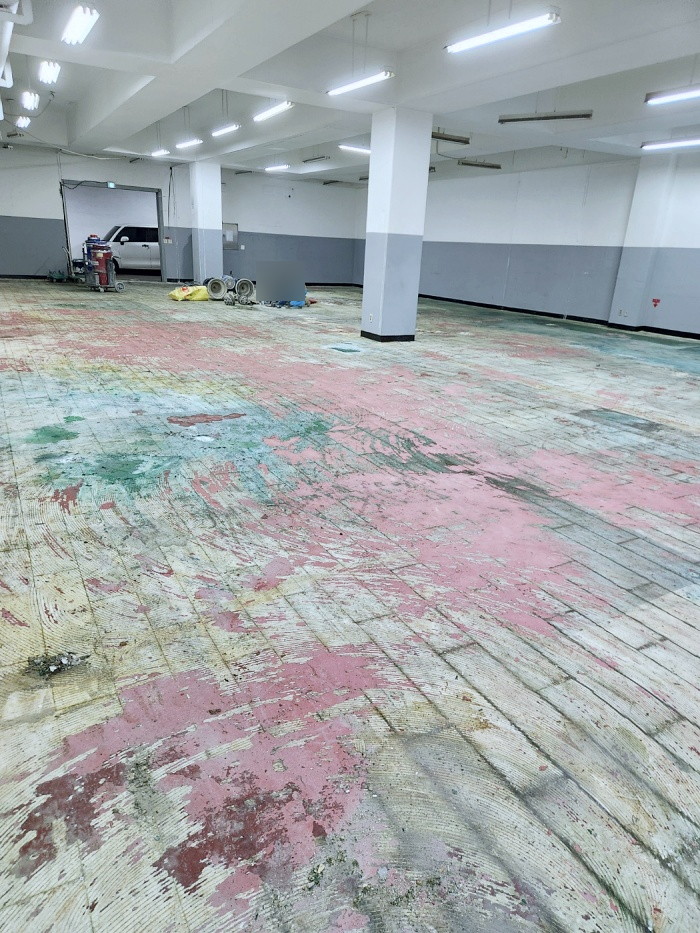  시흥 지식산업센터 바닥작업 면갈이와 에폭시코팅마감