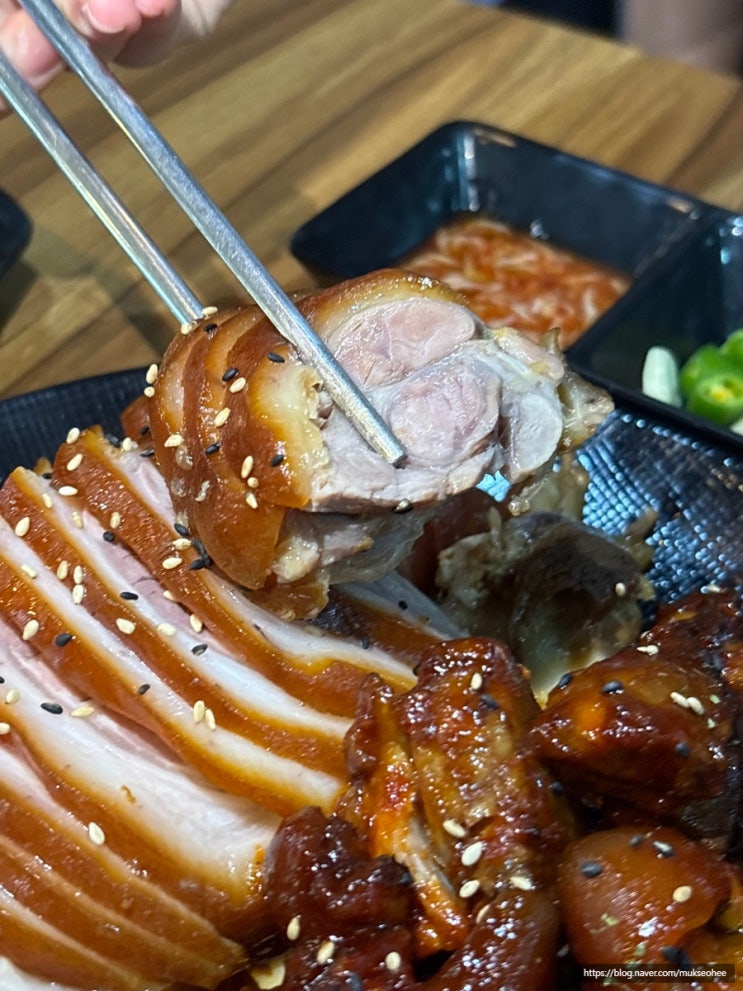  서울 불족 맛집 선릉 점심 먹을땐 별족발 막국수 서비스