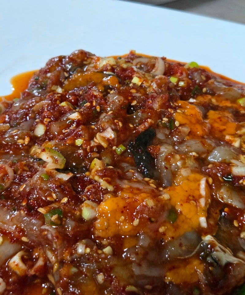 장항스카이워크 맛집 서천국립생태원 식당 서천 꽃게살무침 한상 유정식당