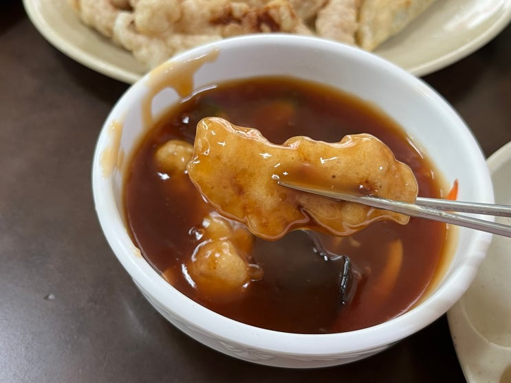  탕수육 드실 때 찍먹이신가요? 부먹이신가요?