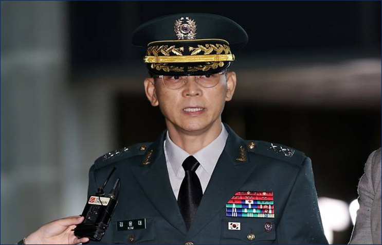<b>김용대</b> 드론사령관 구속<b>영장 기각</b>