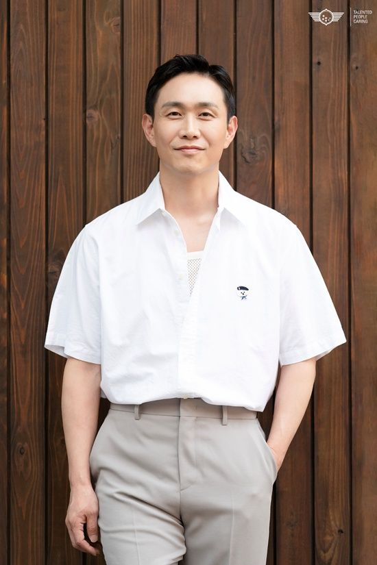 오정세, 韓 현실 꼬집었다…"돈·권력에 숨은 괴물들, 여전히 우리 곁에" [엑's 인터뷰③]