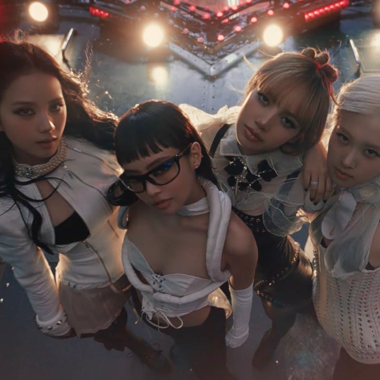 <b>블랙핑크</b> 'JUMP' <b>빌보드</b> 글로벌 차트 <b>1위</b> 석권! K팝 걸그룹... 