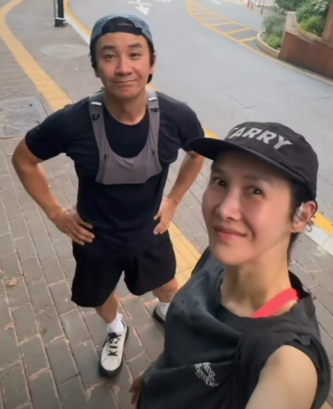 엄태웅 9년 만 복귀 앞두고 ‘폭풍 러닝’…윤혜진과 함께한 달콤한 일상 속 의미