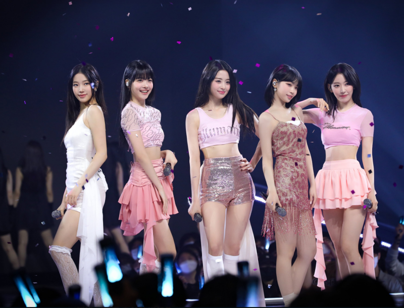LE SSERAFIM: Member Profiles (Kim Chaewon, Kazuha, Sakura, Hong Eunchae, Huh Yunjin), Top 3 Songs, and World Tour