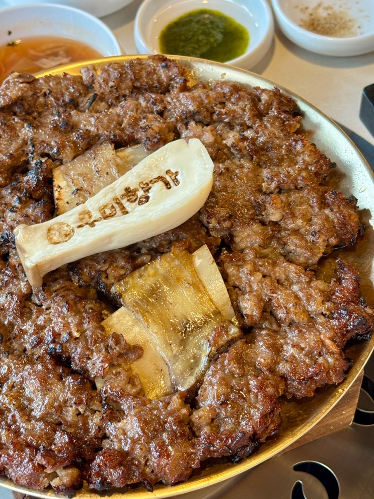  둔촌동역 맛집 회식 장소 추천 프라이빗 룸 완비한 소고기 떡갈비 전문 우미향가