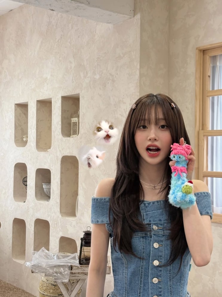  [셀럽 패션] 수지·뷔·츄가 선택한 요즘 제일 귀여운 키링은? 가방에 이거 하나 걸어봐