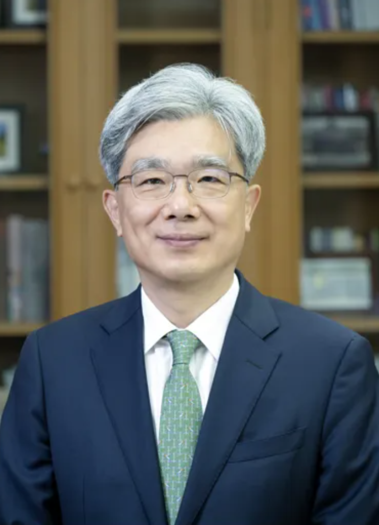 [Who] 6년 임기 <b>헌재소장</b> 12년 만에 출현 임박...<b>김상환</b>은 누구?