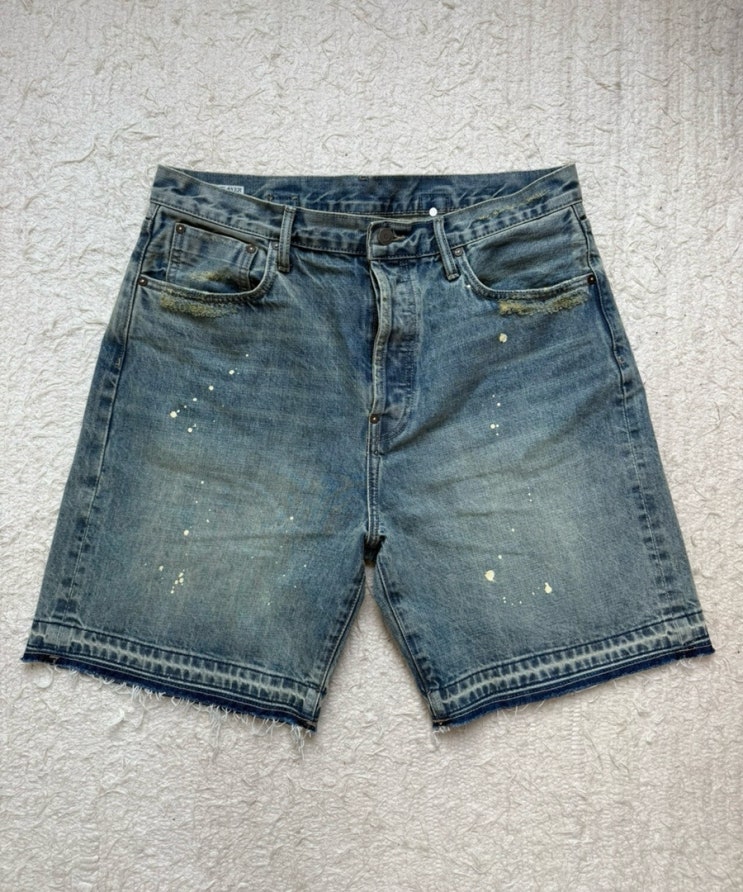  더할나위 없이 좋은 워싱 데님 쇼츠, 비헤비어 523S SELVEDGE DENIM SHORTS