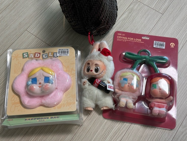  팝마트 키링 크라이베이비 사랑의눈물 새드클럽 이어폰백  가격 구매처