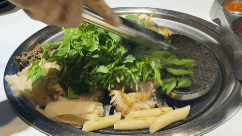  오늘 저녁 아산 탕정 지중해마을 미나리 꽃삼겹맛집 미락