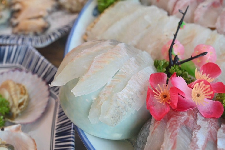  윤희횟집 광안리본점, 광안리해수욕장맛집에서 신선한 회를 즐겨요