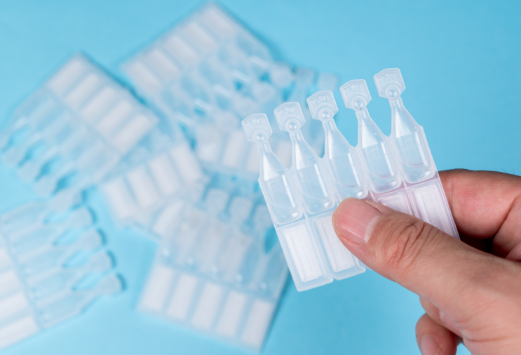  라식 후 인공눈물을 뗄 수 없는 분들은 필독! 안구건조증 관리 방법 추천 [출처:대구중구안과 서울새론안과의원]
