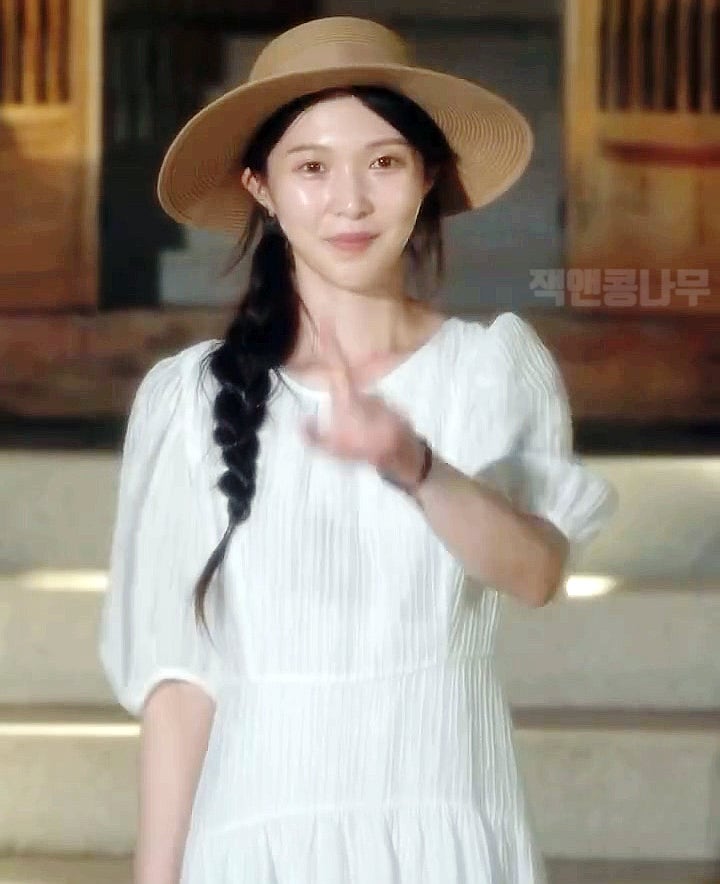  17기 옥순, ‘흑염소 여신’에서 세종시 대표 얼굴로… 진짜 인생 2막 시작