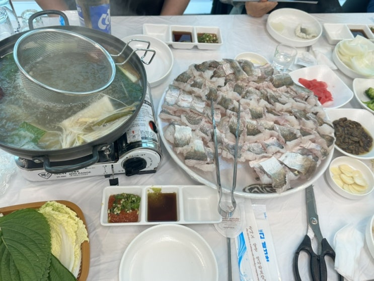  광양 하모샤브샤브 맛집 - 광양수산물유통센터