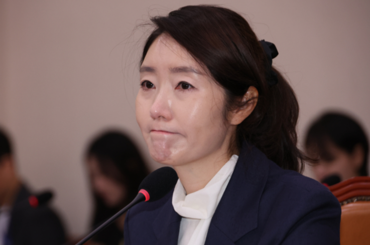 <b>강선우</b> 자진<b>사퇴</b>: 이재명 대통령 사과와 박찬대 결단 <b>촉구</b> 17분... 