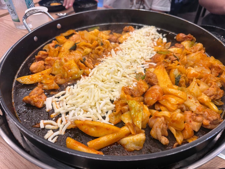  방학동맛집에서 즐기는 닭갈비 오늘도 닭갈비