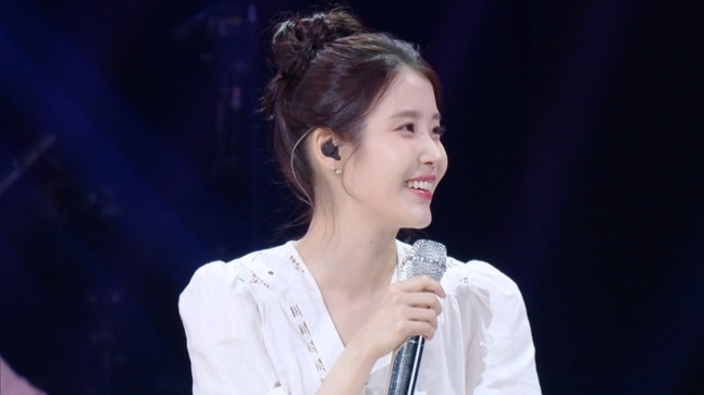 <b>박보검</b><b>아이유</b>, '더 시즌즈' <b>깜짝</b> 듀엣 무대!  마지막 회... 