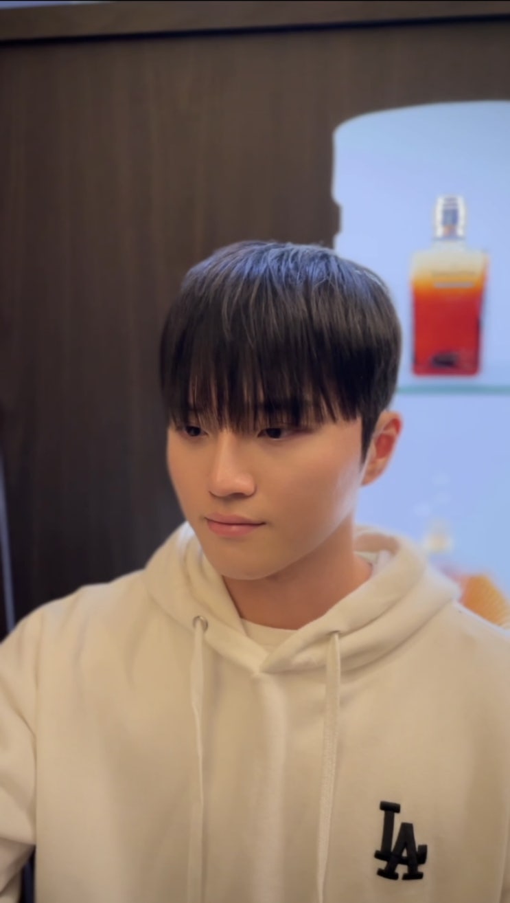  가천대 미용실에서 소개하는 여름에 하기 좋은 남자 앞머리 스타일링