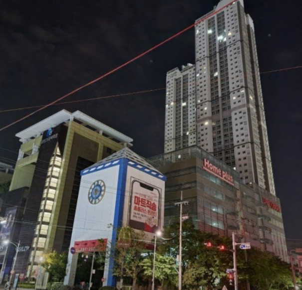  홈플러스 거제점 (경남 거제시 장평로 12)