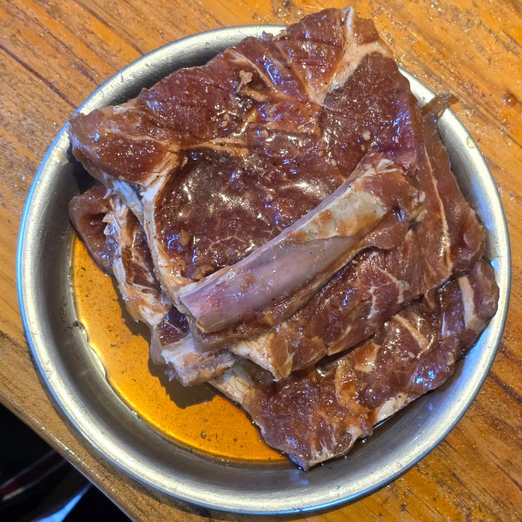  [이태원역 이태원숯불구이] 성시경 먹을텐데 맛집: 이태원 고기집 - 왕돼지갈비
