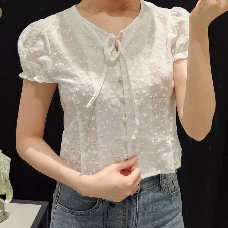 미쏘 아일렛 리본 블라우스 셔링 나시 블라우스