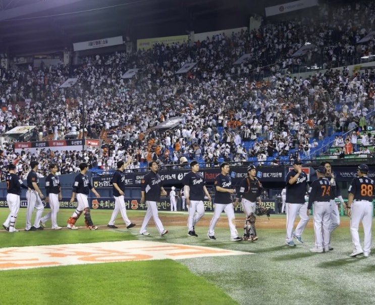 10연승 뒤 첫 경고등? <b>한화</b>, <b>두산전</b> 뼈아픈 교훈