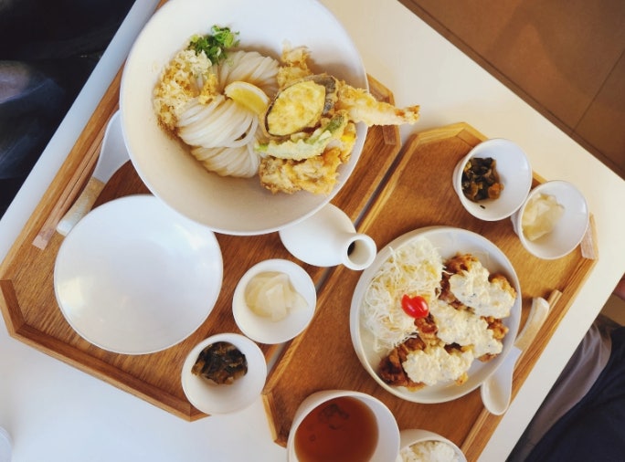  경주 황리단길 자가제면 쿠우동 후기｜덴푸라 우동이 이렇게 맛있다고?
