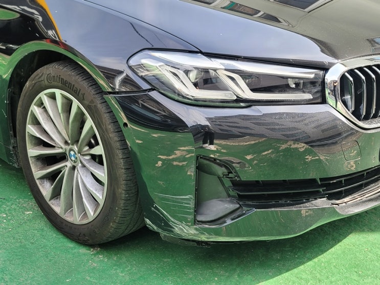  자동차 범퍼 복원 BMW 도색 비용 기스 제거하려면