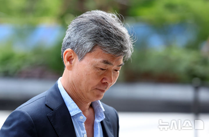 [속보] <b>채상병 특검</b>, '멋쟁이 해병' <b>압수수색</b>! 구명 로비 의혹... 