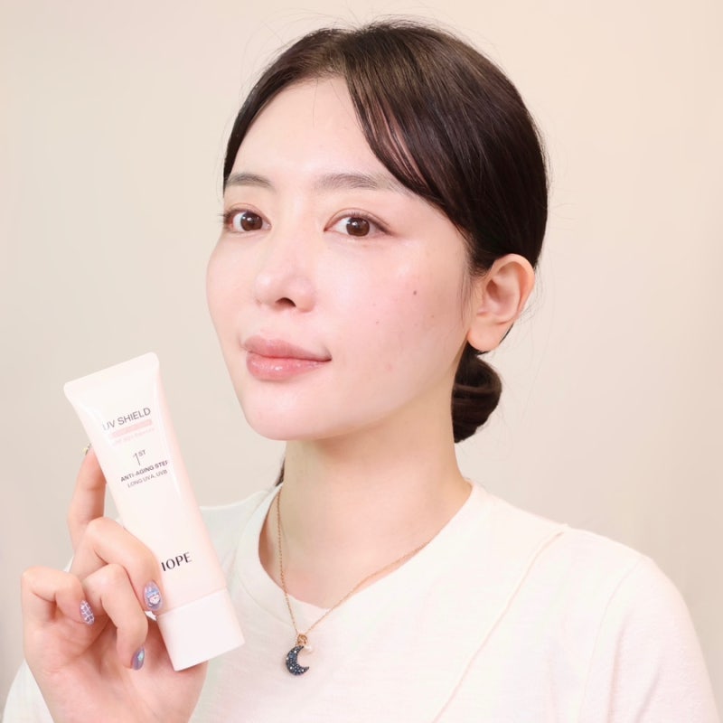 광노화 차단부터 기미·잡티 커버되는 안티에이징 톤업 선크림 아이오페 UV쉴드 톤업 선! 올....