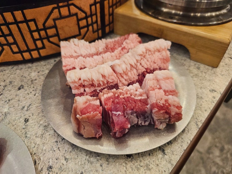  고기와 게장을 동시에 즐길 수 있는 오목교고기집, 리정원 오목교점