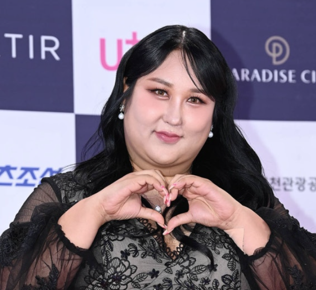  풍자 17kg 감량했는데도…선우용여 “팔뚝 빼라” 폭소ㅋㅋ근데 진짜 맞는 말이라 더 웃김