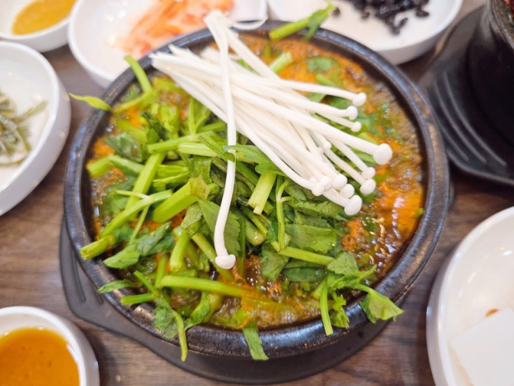  성사동 서울미나리 메뉴 알곤이뚝배기 리뷰 / 미나리 효능