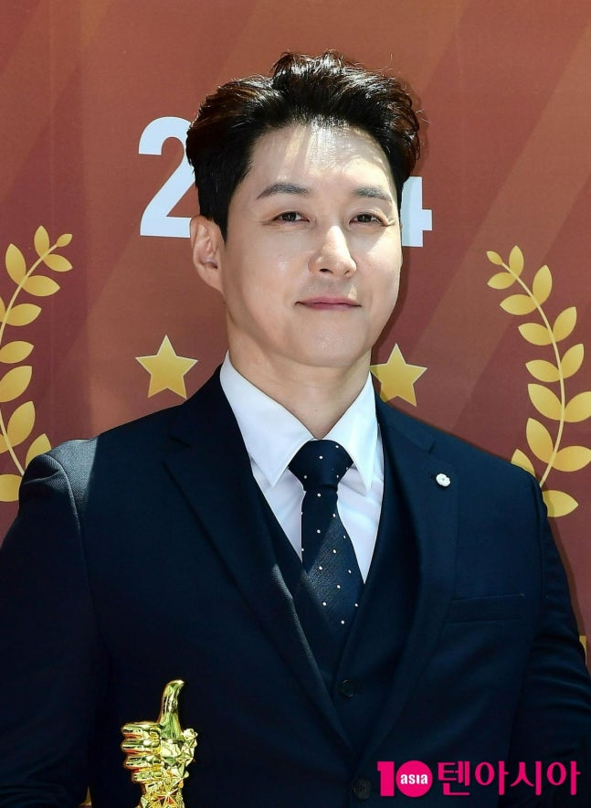[단독] <b>심형탁</b>, 어머니와 절연... 만큼 힘들었다" 눈물 <b>고백</b>