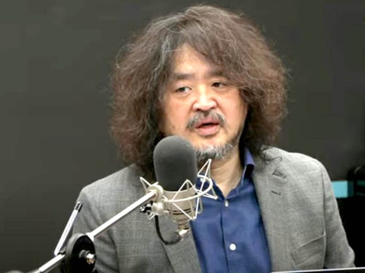 [속보] <b>대통령실</b> '김어준의 뉴스공장' 등 <b>출입 허용</b>에 찬반 공방... 