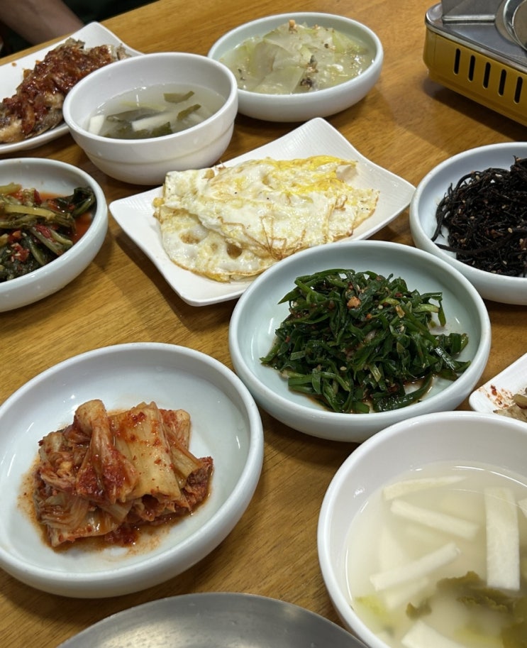   [통영 오뚜기식당] 통영 토박이의 아재맛집 (낙지볶음+동치미국물 실화?)