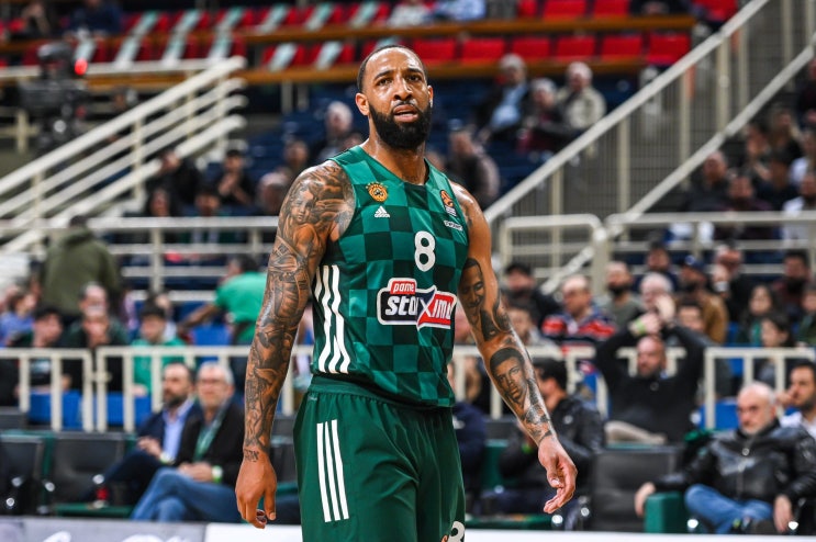 <b>KT</b> 소닉붐 구단에서 영입한 데릭 <b>윌리엄스</b>(Derrick Williams)