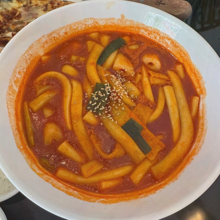  [깐부치킨 보정점] 친구들과 나누는 맛있는 치킨과 따뜻한 수다, 보정동카페거리치킨