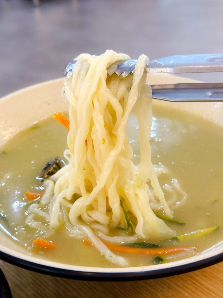  영등포 타임스퀘어 근처 맛집 보말배말칼국수 전복죽같은 깊은 맛
