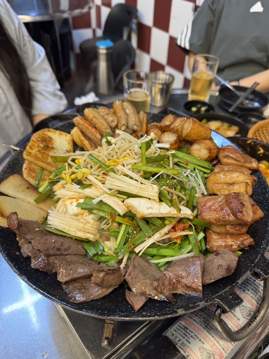 한우곱창매니아 시흥정왕역점 사진 3