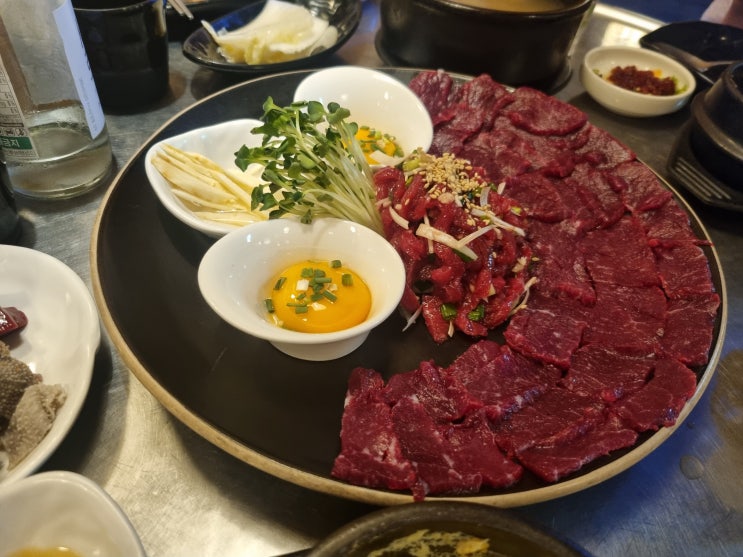  [포항맛집] 포항에서 뭉티기와 육회를 제대로 맛볼 수 있는 쌍사맛집 고삐